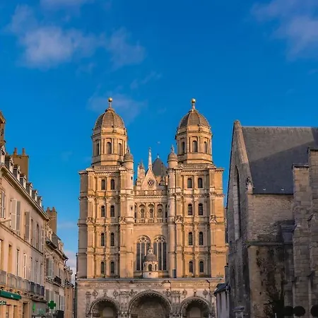 Apartament Le Road 66 - Bourroches I Cosy & Tram Dijon
